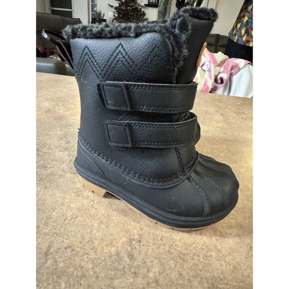 Cat & Jack - Denver Winter Boots - Insulated Snow Boots ,Size 6 - Picture 4 of 9